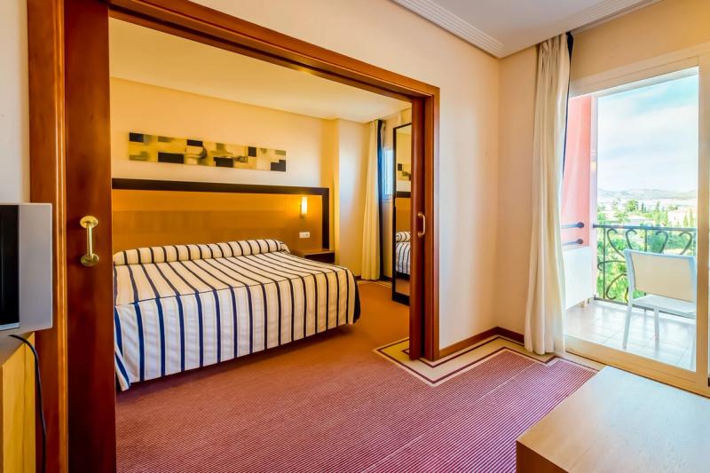Hotel Bonalba Alicante - Image 2