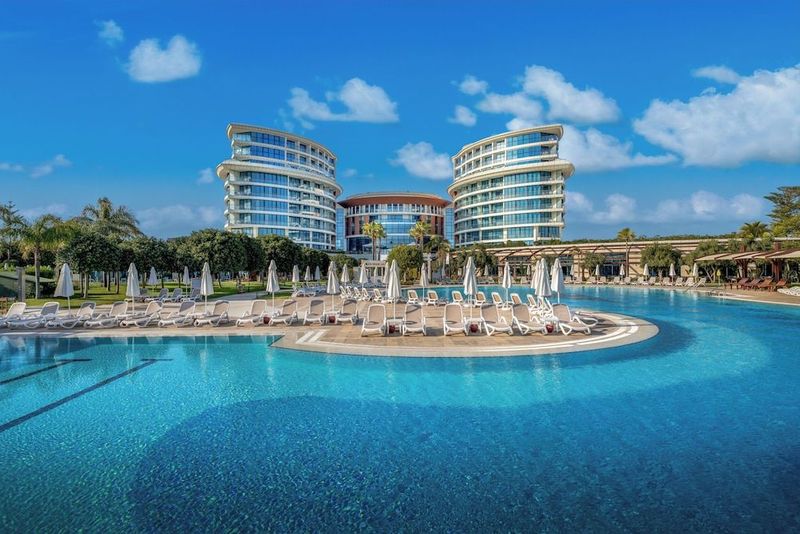 Baia Lara Hotel - Image 1
