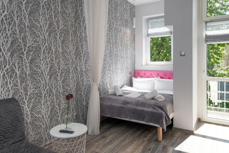 Leo Aparthotel Old Town - Image 10
