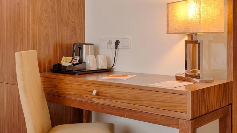 Premium Porto Downtown - Image 3