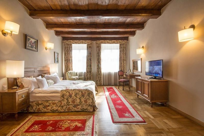 Rubinstein Hotel - Image 5