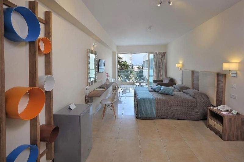 Nelia Gardens - Image 7