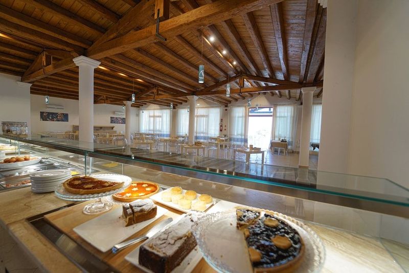 GH Santina Resort - Image 7