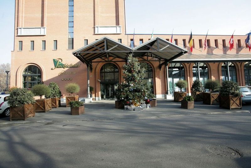 Pacific Hotel Fortino - Image 1