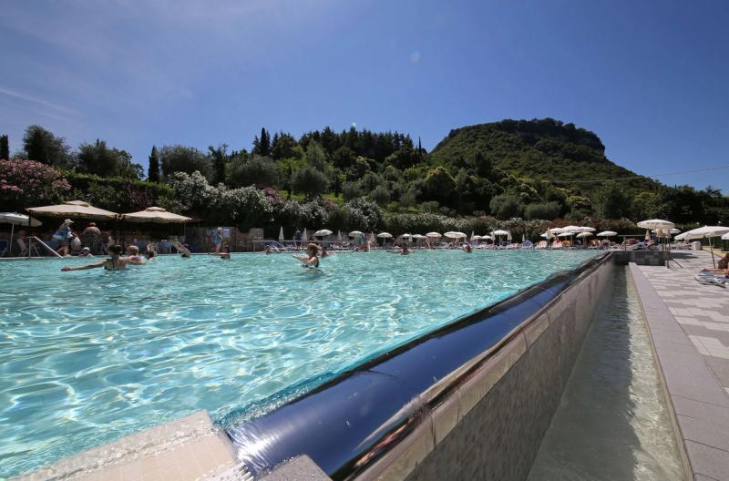 Hotel La Perla - Image 9