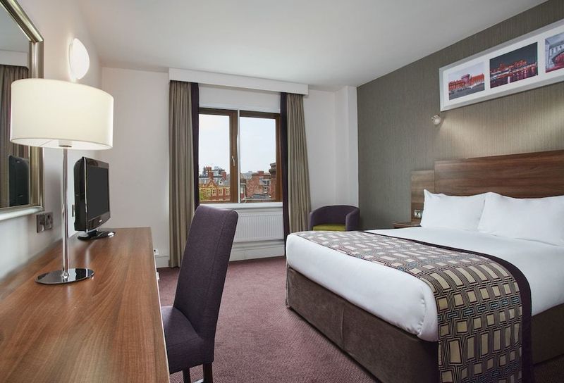 Jurys Inn Dublin Christchurch - Image 3