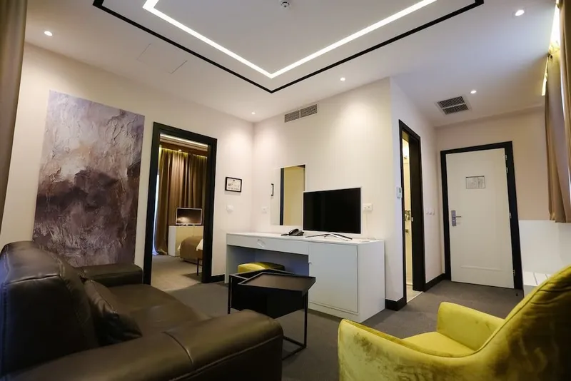 Delta Hotel