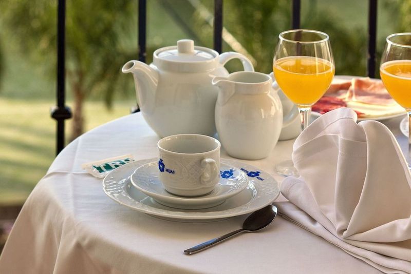TRH Mijas Hotel - Image 8