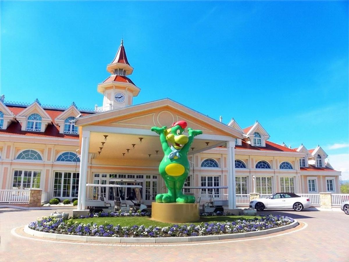 På Gardaland Hotel välkomnas du till en sagovärld för hela familjen nära Gardaland i norra Italien.