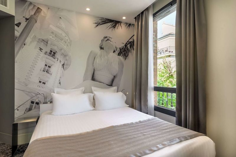 Comfort Hotel Sixteen Paris Montrouge - Image 10