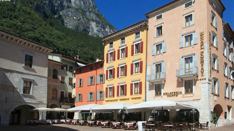 Hotel Portici Romantic & Wellness - Image 2