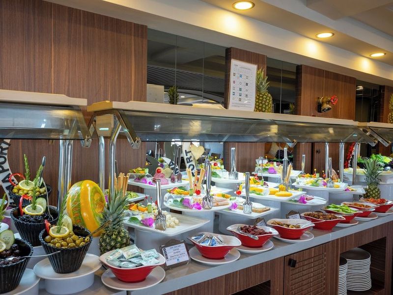 Numa Port Hotel - Image 3
