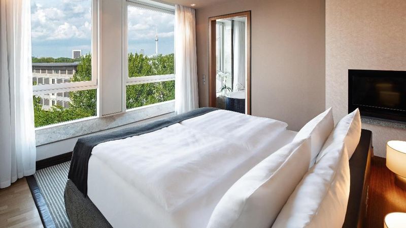 InterContinental Berlin - Image 2