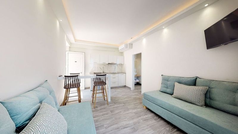 Porto Kalamaki Hotel Apartments - Image 6