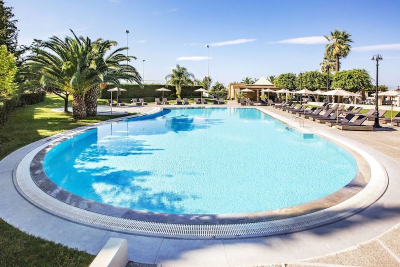 Sheraton Rhodes Resort - Image 5