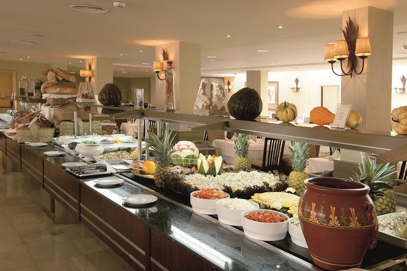 Marinas de Nerja Beach & Spa Aparthotel - Image 9