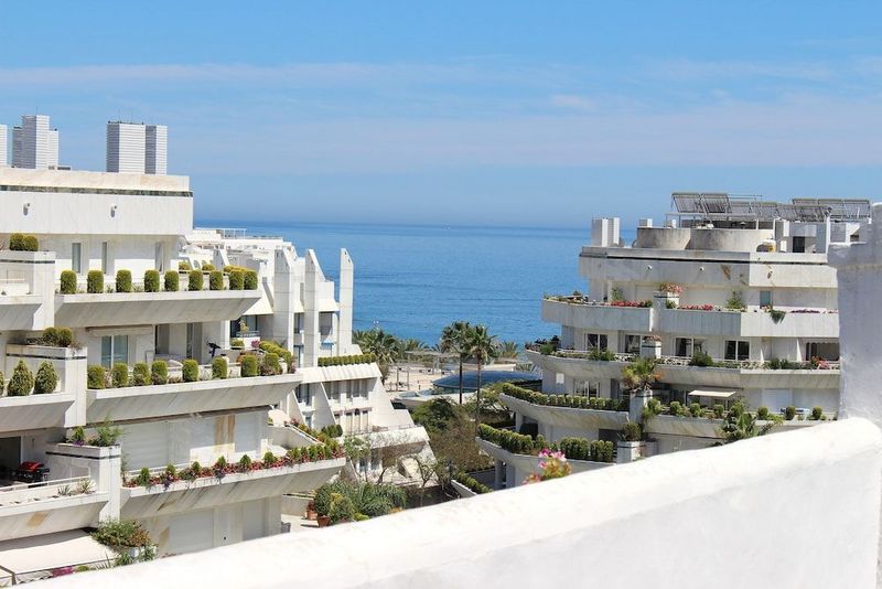 Aparthotel Monarque Sultán - Image 8