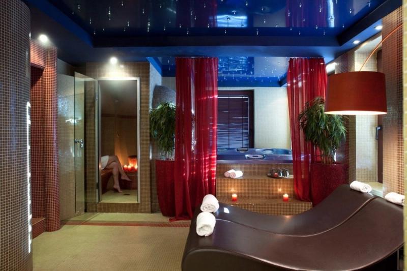 Lazart Hotel - Image 2