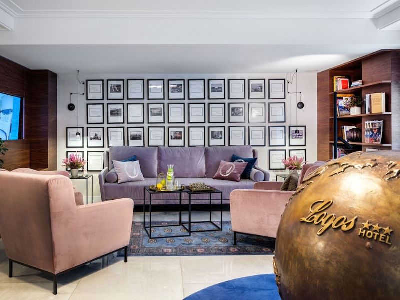 Hotel Logos - Image 8