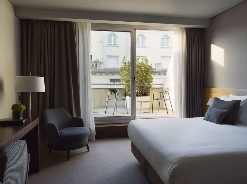 Gran Hotel Domine Bilbao - Image 5
