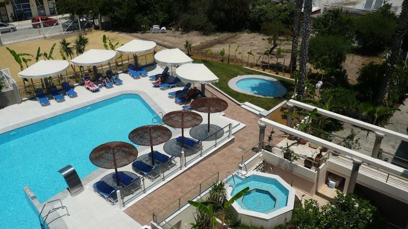 Astron Hotel - Image 4