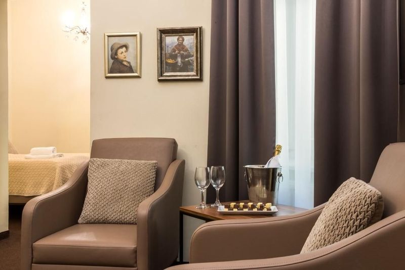 Aparthotel Old Town - Image 9