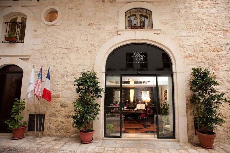 Antica Badia Relais - Image 3