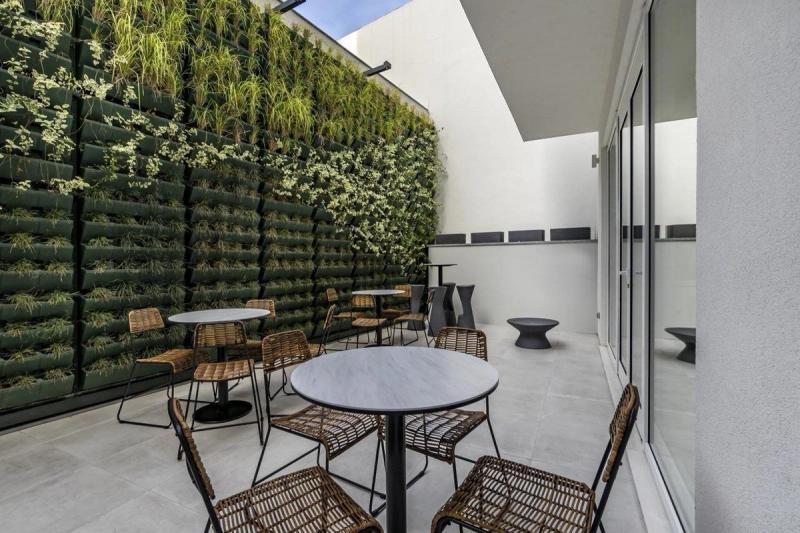 YOTEL Porto - Image 10