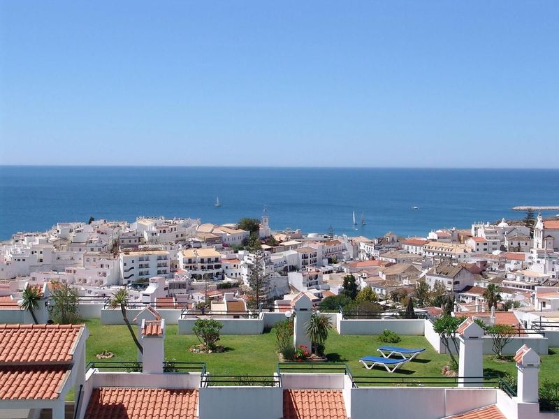 Cerro Mar Atlantico Apartments - Image 4