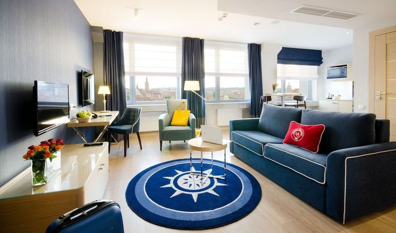 Marina Club Hotel Residence - Image 8