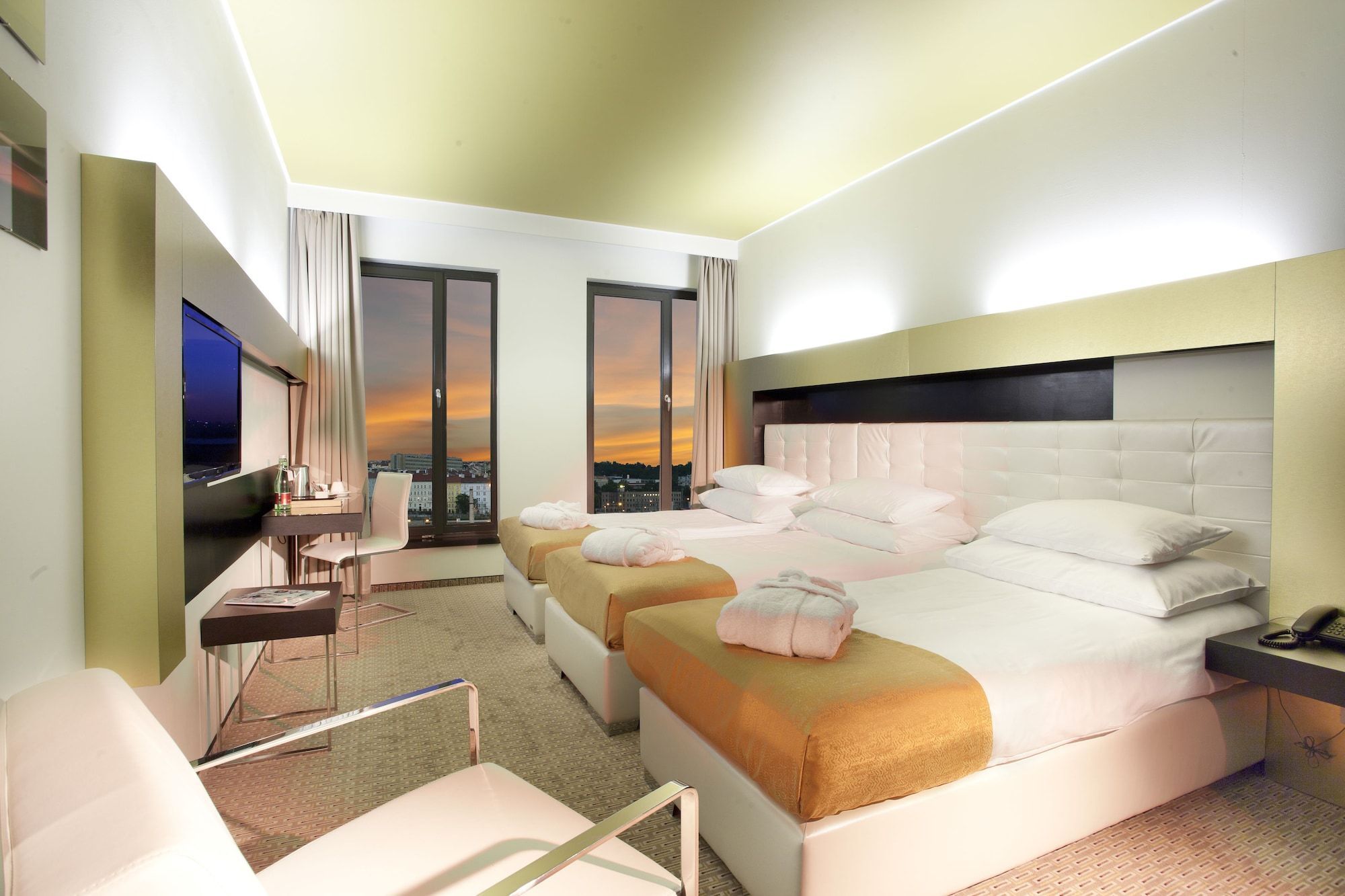 Grandior Hotel Prague - Image 10