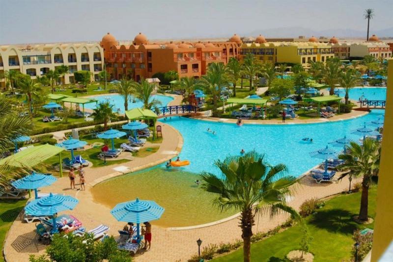 Titanic Beach Spa & Aqua Park - Image 8