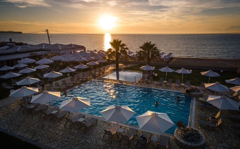 Acharavi Beach Hotel - Image 5