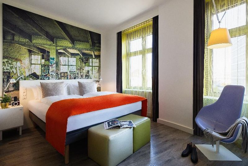 Hotel Indigo Berlin Ku'damm - Image 2