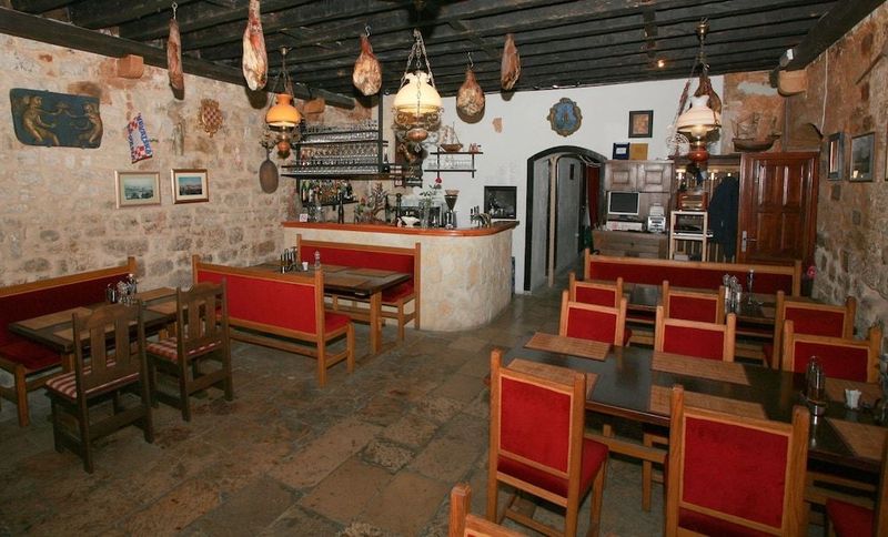 Heritage Hotel Tragos - Image 6