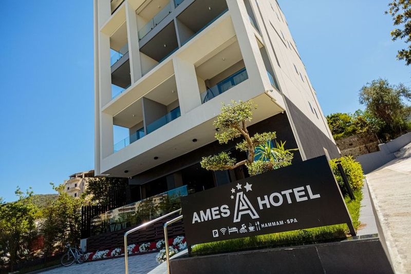 Ames Hotel & Spa - Image 4