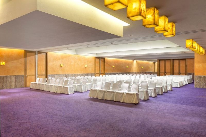 Melia Bilbao Hotel - Image 8