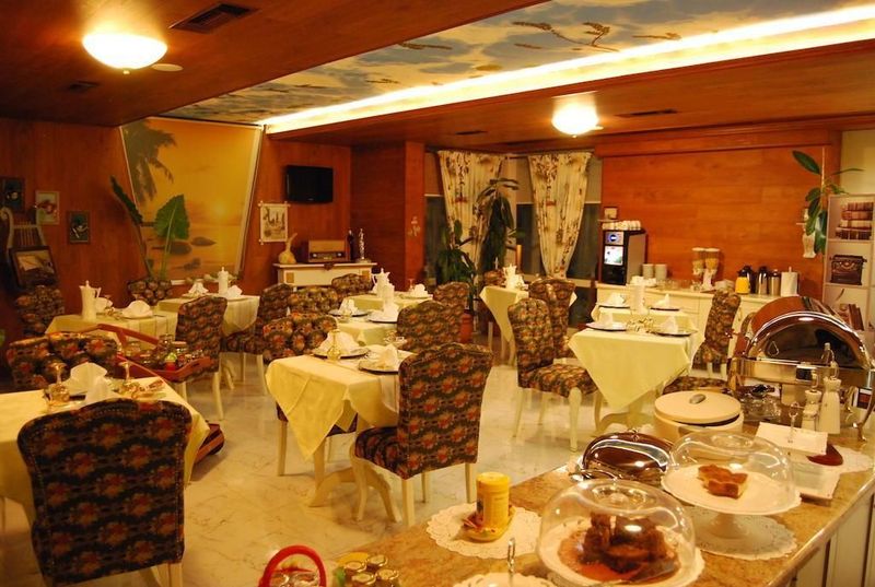 Hotel 2 Kitarrat Boutique & Spa - Image 4