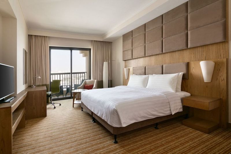 Traders Hotel, Qaryat Al Beri, Abu Dhabi - Image 8