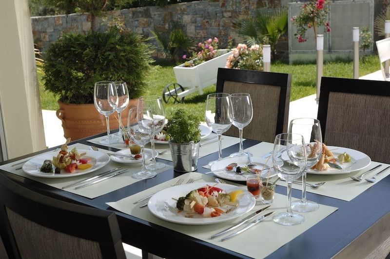 Angela Suites Boutique Hotel - Image 6