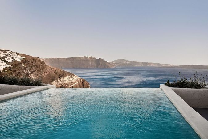 bestil villa med pool og udsigt over havet