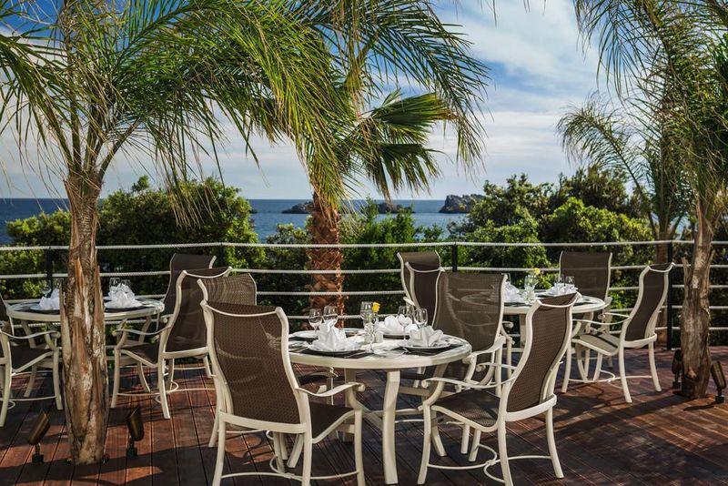 Royal Princess Hotel - Image 10