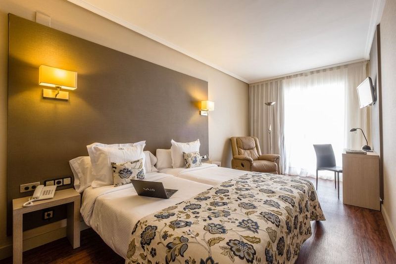 Num Hotel - Image 2