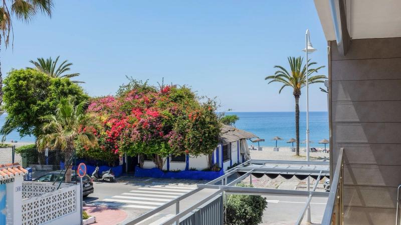 La Caleta Bay Hotel - Image 6