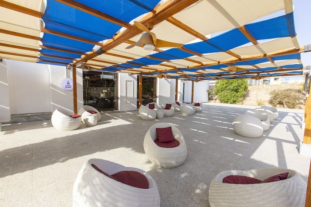 Naama Waves Hotel - Image 7