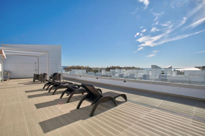 Aqua Apartments Marbella - Image 6