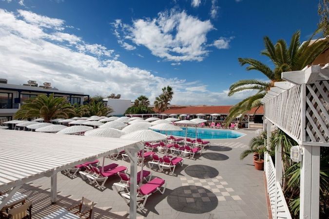 Poolområde på Stella Village i Analipsi