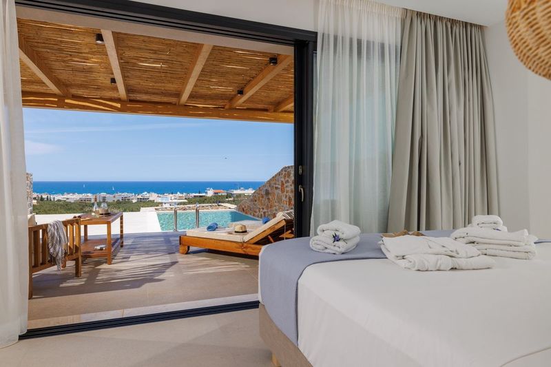 Deos Luxury Suites - Image 8