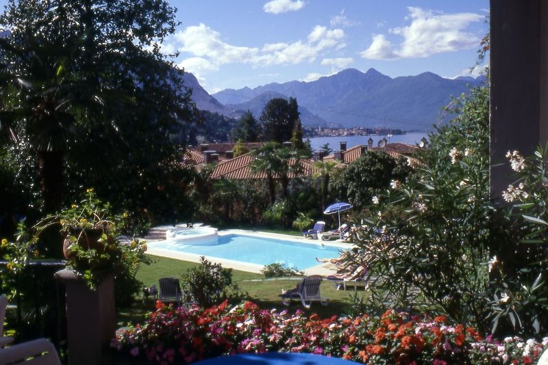 Hotel Royal - Image 1