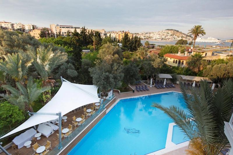 Paloma Marina Suites - Image 6